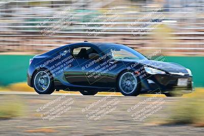 media/Oct-18-2025-Extreme Speed (Sat) [[d6d7e1fef1]]/Group 5/Session 3 (Turn 1)/